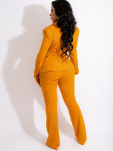 Zweiteiliger Blazer mit Revers und langer Hose